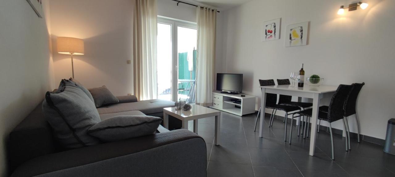 Kyra Appartement *